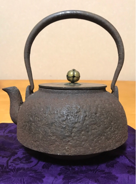 ☆うぶ出し.年代物.時代物.貴重.龍文堂造.尾垂形.斑紫銅.蓋提手金銀象嵌.美品.水漏れ直し無し.龍文堂☆