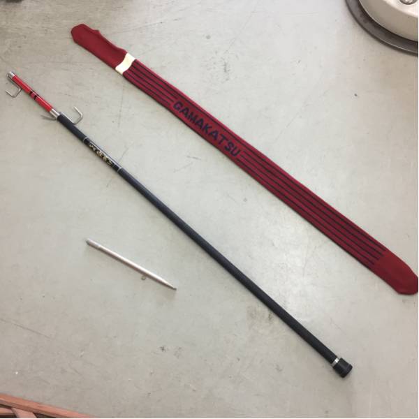 【美品】がま磯 荷掛け がまかつ 竿たて