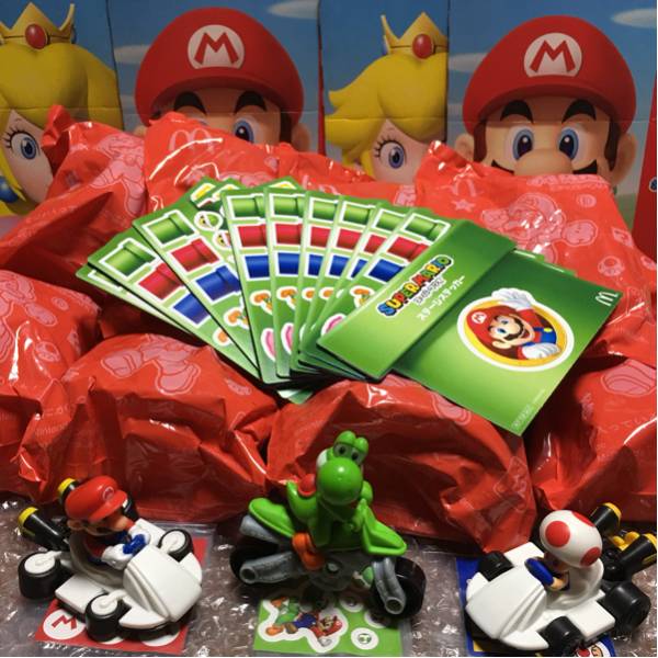 スーパーマリオ ☆お纏めセット+BOX+ステッカー☆マクドナルド ハッピーセット/全種未開封品