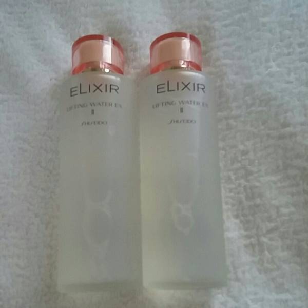 未使用エリクシール化粧水しっとり２本セット