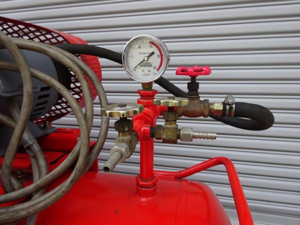 富士コンプレッサー 3.7kw 5馬力 エアコンプレッサー W-35 三相・200V 