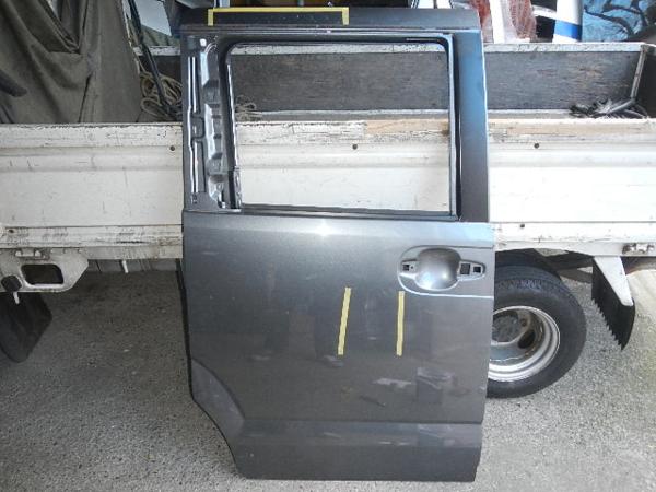 N-BOX⁄N-BOX CUSTOM⁄N-BOX JOY 0 スライドドアの開閉操作 運転席側 