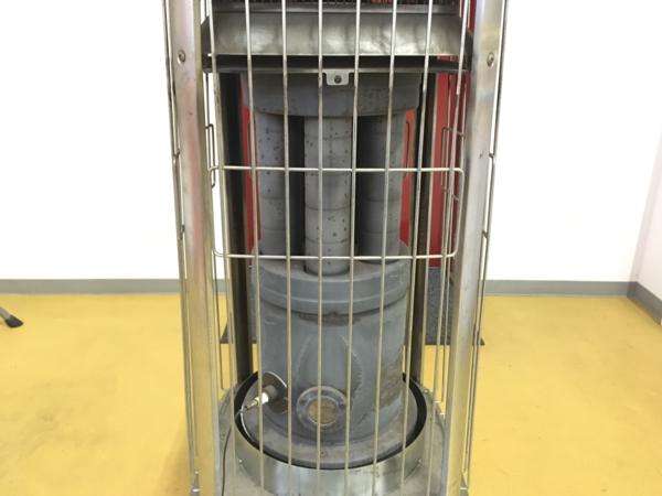 希少・トヨトミストーブ トヨトミ ：ギアミッション 石油ストーブの 