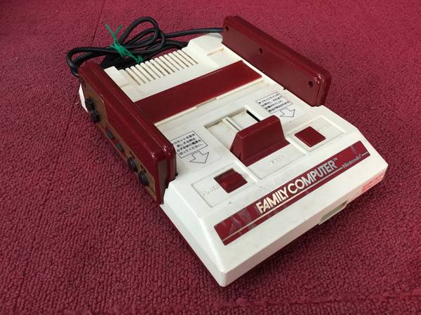 NINTENDO HVC-001 ファミコン ゲーム機本体 20台セット＊ジャンク品