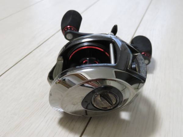 ☆美品☆【Abu Garcia】レボエリート IB（左巻き） 本体のみ_2