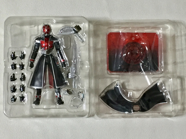 S.H.フィギュアーツ 仮面ライダーウィザード フレイムスタイル&特典