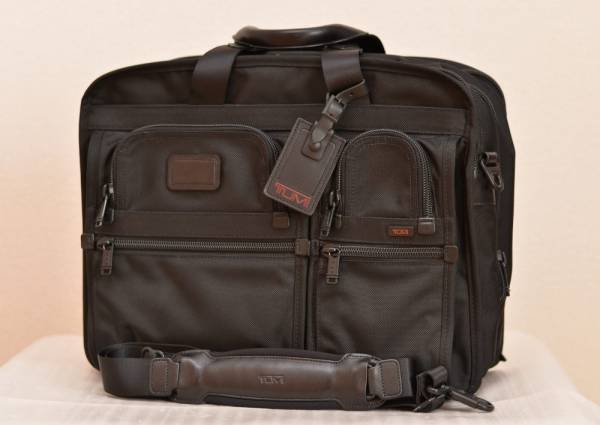 美品◇TUMI 26160 DH ALPHA エクスパンダブル ブリーフケース BK 希少
