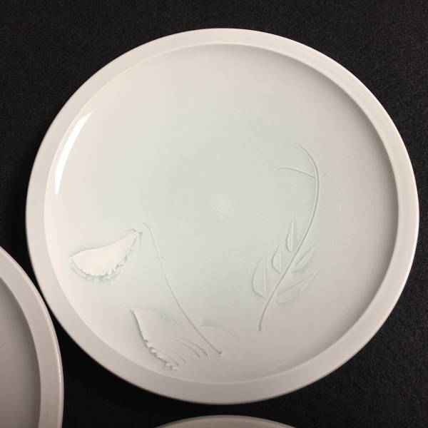 青白磁　風船かずら図　花瓶　角谷英明作　角谷一圭　三男 水指 名張窯 角谷英明(一圭 三男) 青白磁 豆花彫 銘々皿 五客揃