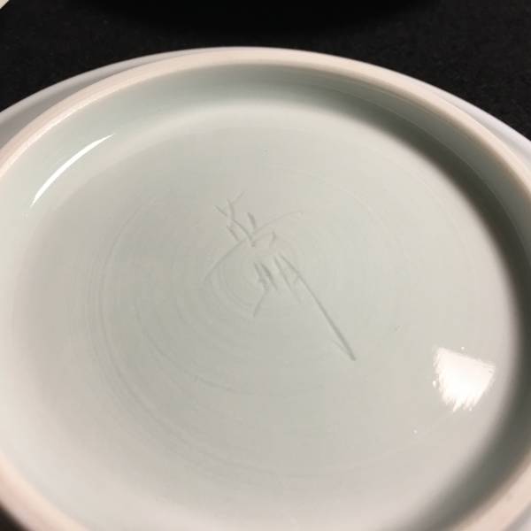 名張窯 角谷英明(一圭 三男) 青白磁 豆花彫 銘々皿 五客揃