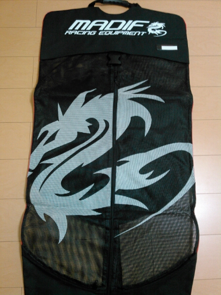 MADIF/7724/レーシングスーツケース/BLACK＆WHITE DRAGON/ホワイト