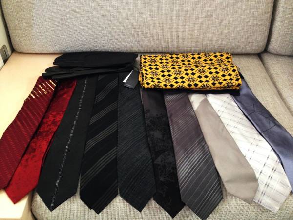 福袋 Calvin Klein カルバンクライン のネクタイ10点 Cricketのマフラー Itohkyuの手袋セットの福袋 伊勢丹メンズ館 ネクタイ一般 売買されたオークション情報 Yahooの商品情報をアーカイブ公開 オークファン Aucfan Com