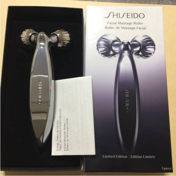 資生堂マッサージローラー☆リファReFa☆資生堂版限定の独自仕様