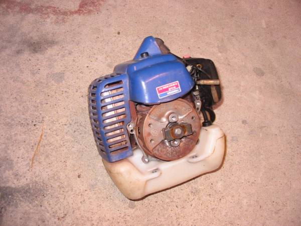 即決あり　草刈機　エンジン単体　実働　丸山　MB２６００　２６CC