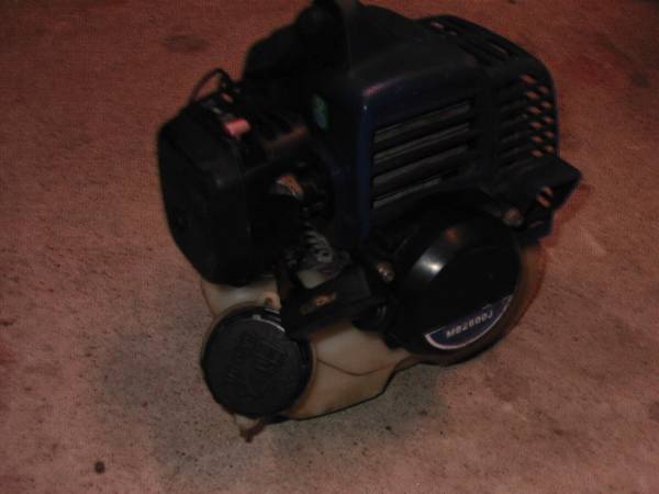 即決あり　草刈機　エンジン単体　実働　丸山　MB２６００　２６CC