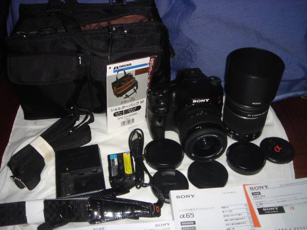 送料込.SONY.α65ダブルズ－ム.新レンズ付.おまけ16GB.PLイルタ－.バツク付ほか.美品