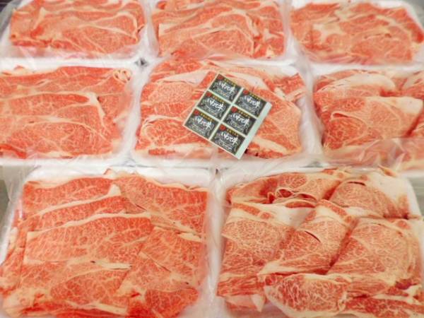 いわて牛Ａ５　特選肩ロース切り落し（中とろ）　４ｋｇ（70）