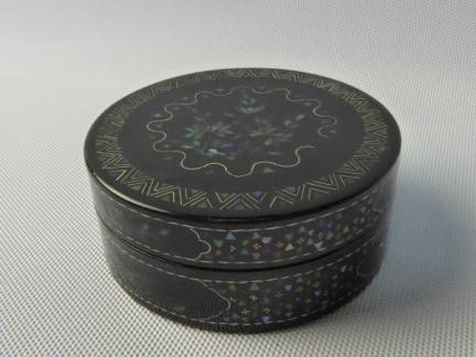 ま】 螺鈿漆器 中国漆器 小箱 香合 茶道具 伝統工芸 未使用品 k1118 茶道具