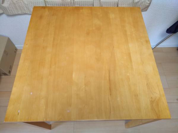 ラバーウッド ダイニングテーブル