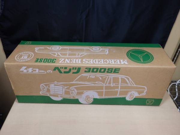 ブリキ自動車　メルセデス250SEクーペ　　イチコー製 ブリキ玩具 イチコー メルセデス ベンツ 300SE 箱付 赤 美品