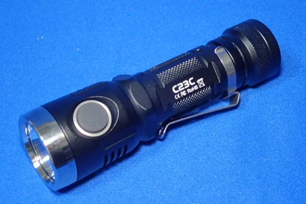 SUNWAYMAN　サンウェイマン　C23C　１０００ルーメン　小型の１８６５０仕様ライト　USB充電可