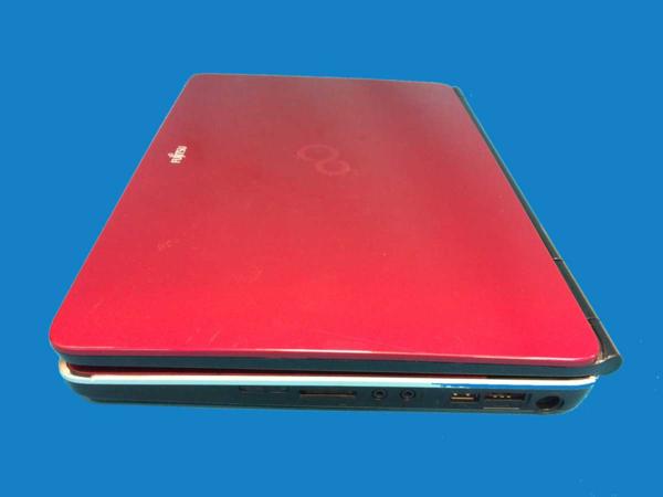 高速SSD240GB搭載 Fujitsu/富士通 LifeBook AH700/5A FMVA705AR 