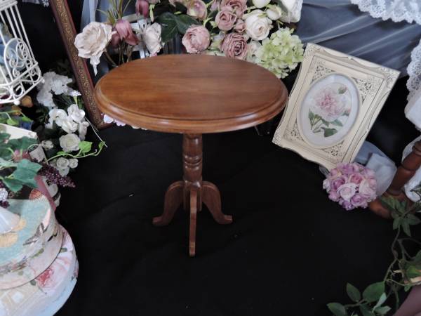 ＊木製　手作り　ミニチュア　テーブル 楕円形天板＊