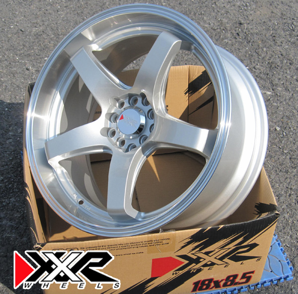 XXR 555 18インチ 4本セット！ 車