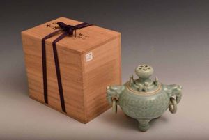 香炉　青磁　鍋島焼　小笠原長春造 小笠原長春のYahoo!オークション(旧ヤフオク!)の相場・価格を見る