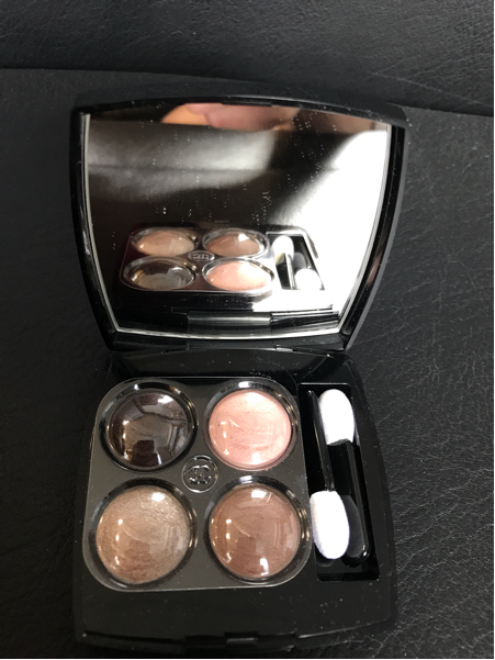 未使用 CHANEL シャネル レ キャトル オンブル 4色アイシャドウ 未使用