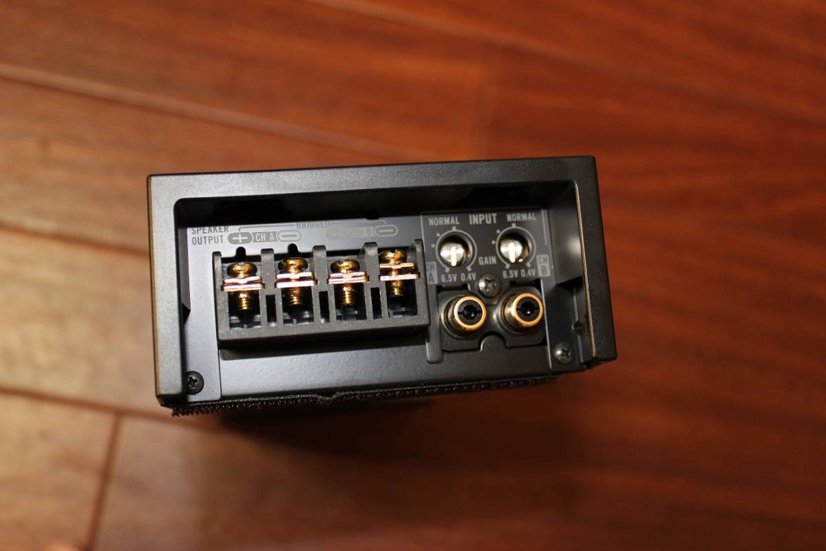 カロッツェリア パワーアンプ PRS-D700 中古品 カロッツェリア prs 