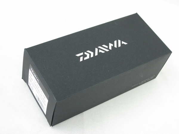 未使用 ダイワ TLX 012 TVS SM サングラス 偏光 ケース付き フレーム 