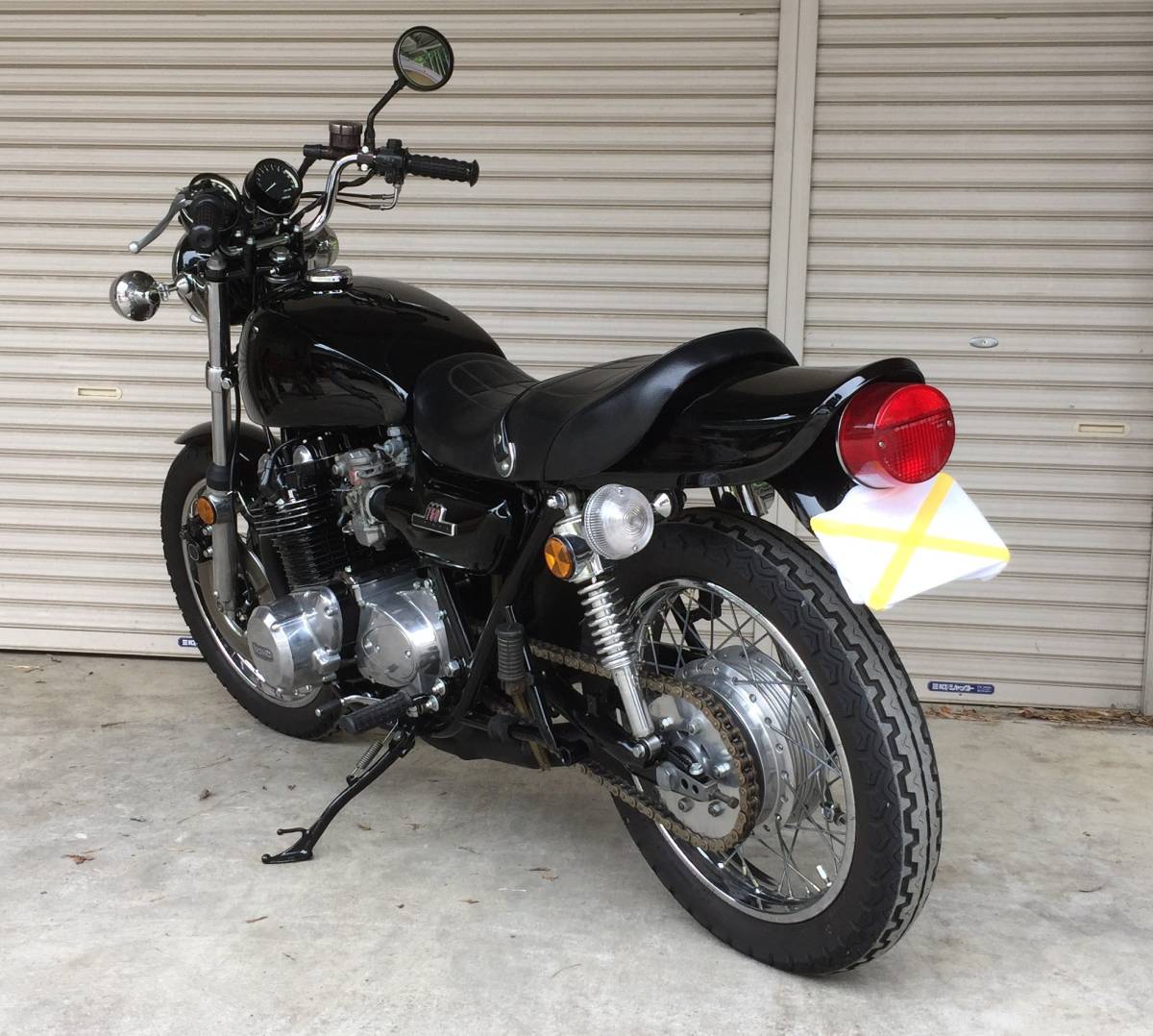 Z1 Z2 カワサキ 51年式に付いていました。 50年を経ても色褪せない