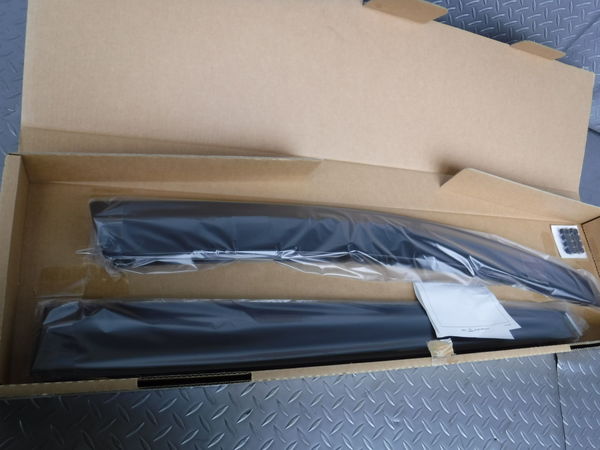 新品 スバル純正 VMG VM4 レヴォーグ ドアバイザー P0017VA012W6 即納