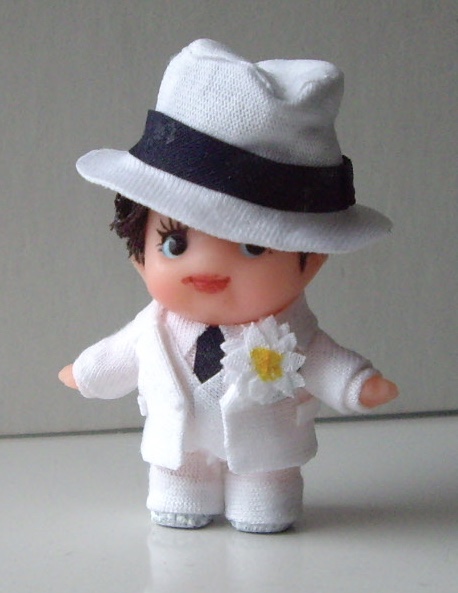 【WHITE】亀梨和也 KAT-TUN 24時間テレビ 衣装風キューピー♪_1