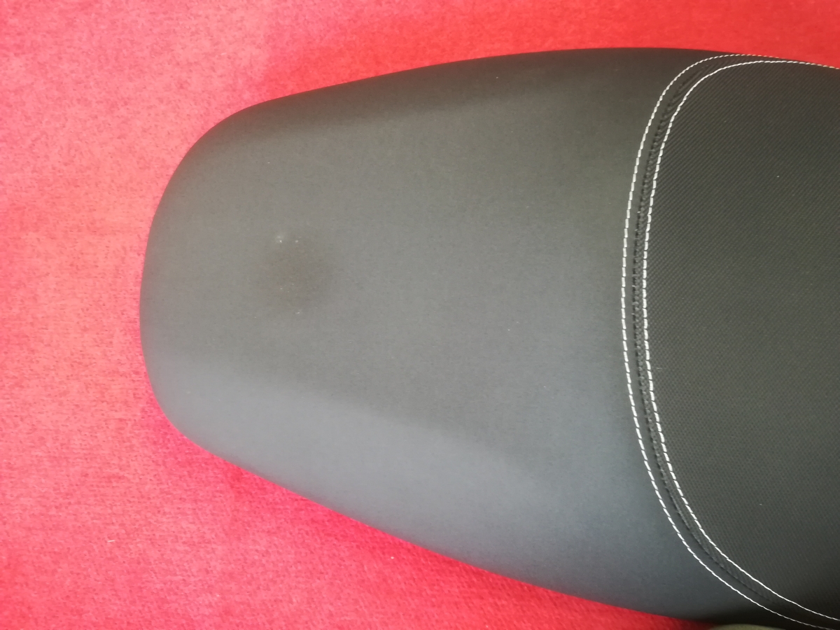 トリシティ125 dB`s デービーズ 20mmローダウンゲルシート バイク