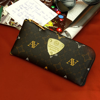 美品 ATAOアタオ　limo（リモ）モノグラム 財布