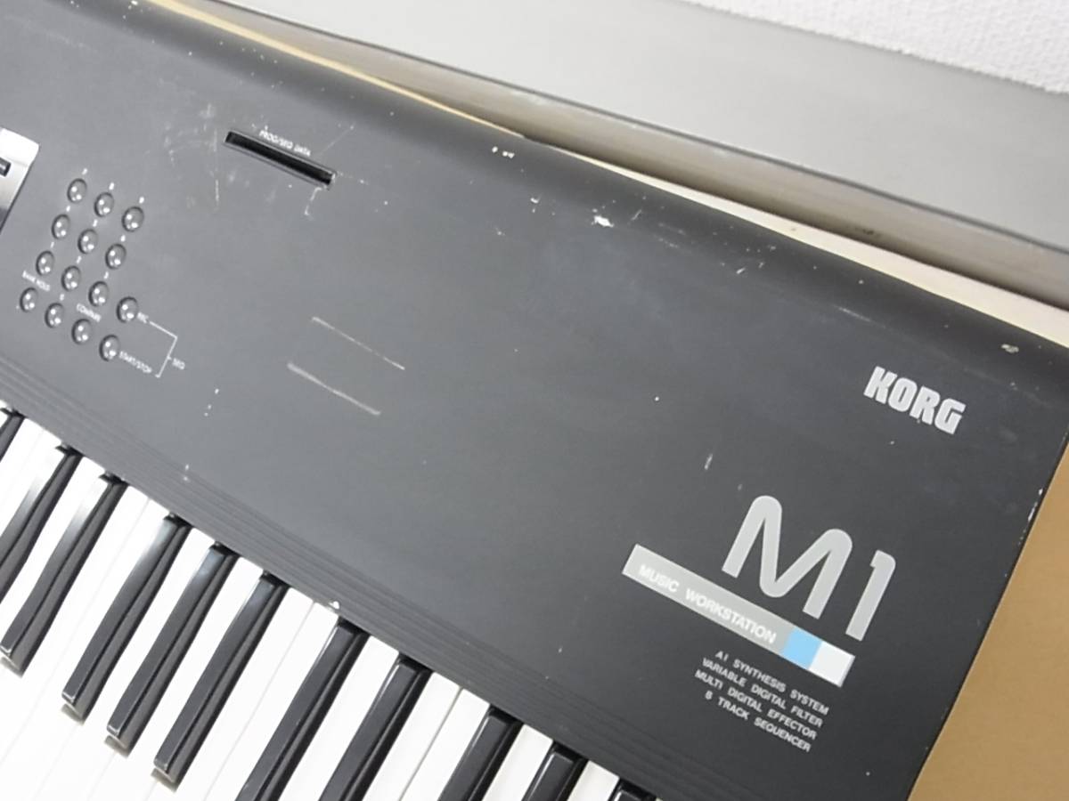 1126 KORG コルグ □KORG□往年の名機/シンセサイザー□Music 