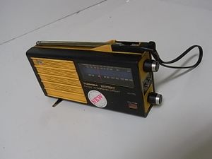 東芝 レトロ ラジオのYahoo!オークション(旧ヤフオク!)の相場・価格を