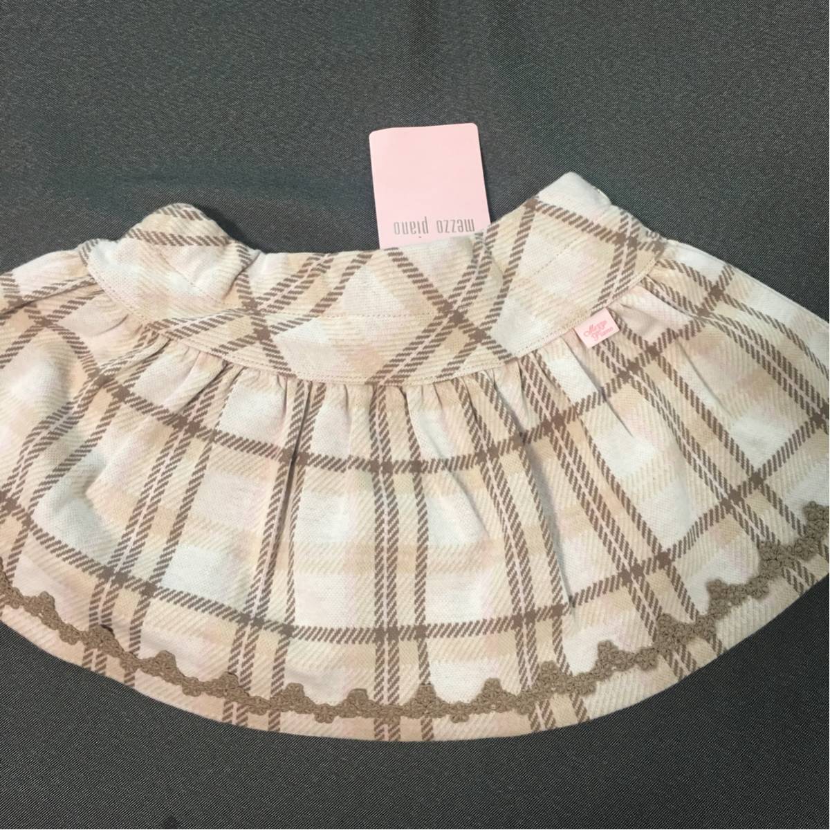 g227723284.5