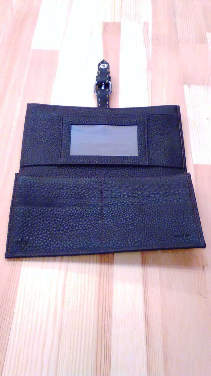 未使用★フェンディFENDIズッカ柄 二つ折り 長財布★格安