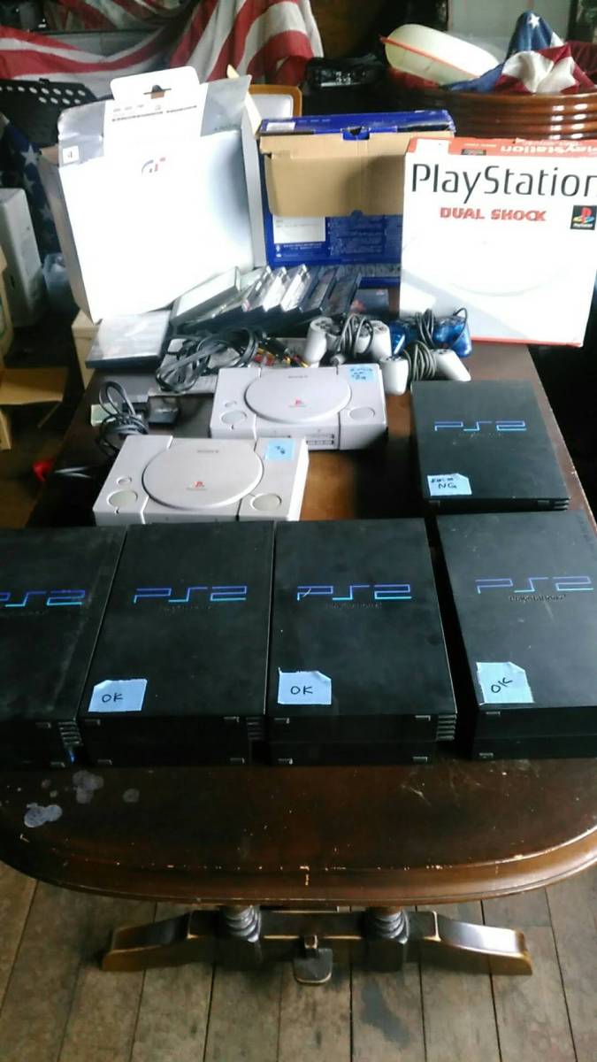 ＰＳ２本体ソフト他いろいろセットです。