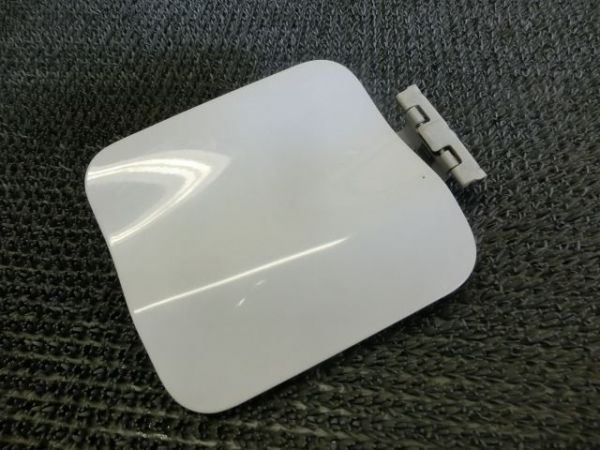 ★売切り!★ 激安!★BNR34 スカイライン GT-R 純正 フューエルカバー RB26DETT リッド / 2F10-2169