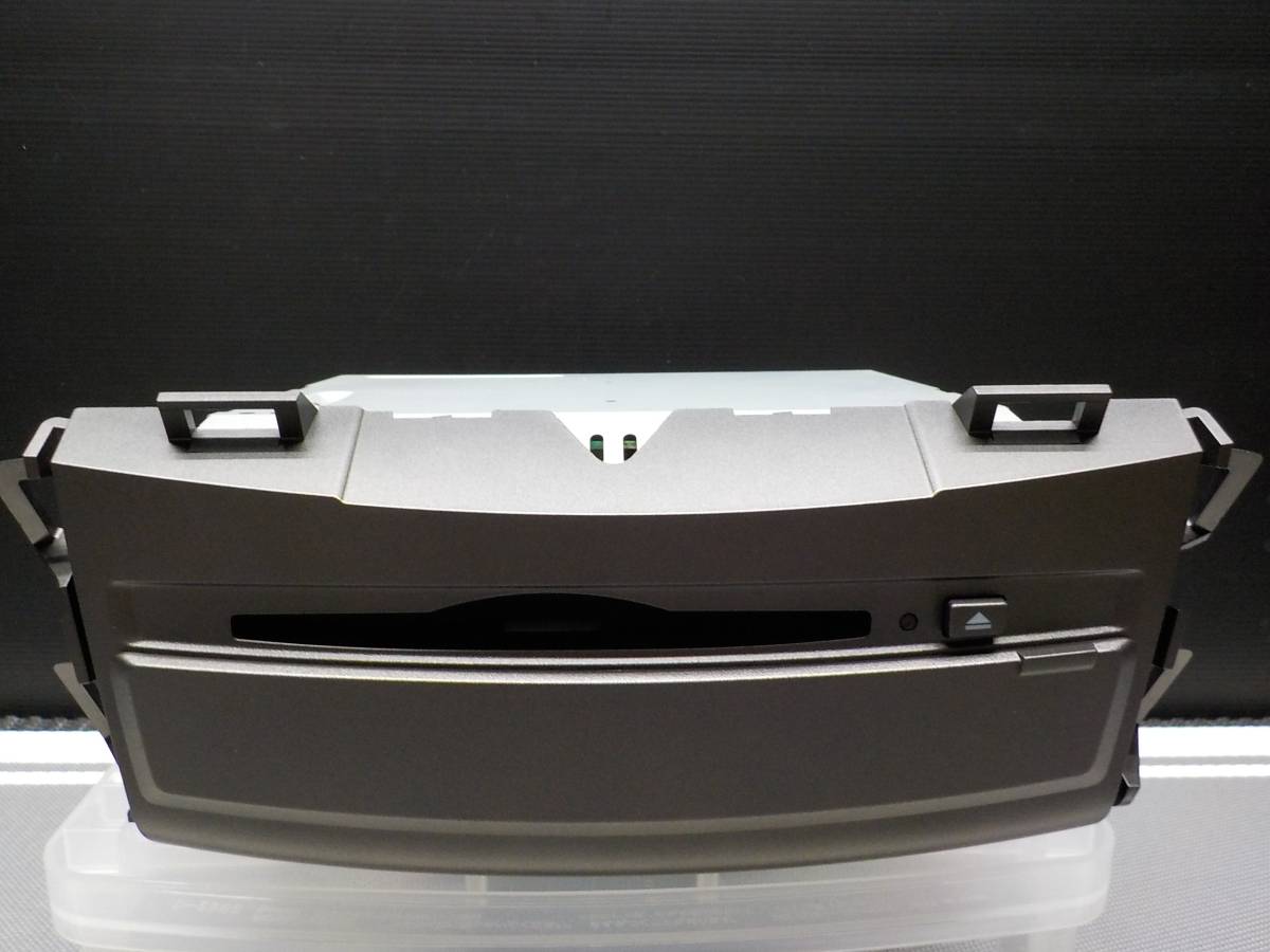 動作確認済 / 保証付き RB1 RB2 オデッセイ 純正 HDD ナビユニット 地図2006年 赤イルミ