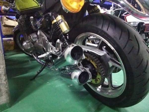 ☆新品 ゼファー1100 フランジ メッキ 未使用 / 純正type ☆新品 ゼファー1100 フランジ メッキ 未使用 / 純正type