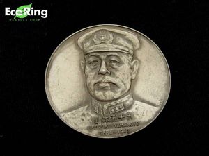 東郷平八郎のYahoo!オークション(旧ヤフオク!)の相場・価格を見る