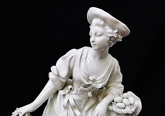 g591 CapodiMonte カボティモンテ イタリア陶器 人形 USED