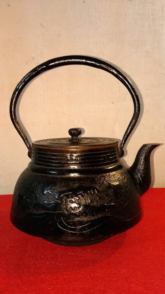 高岡銅器 香炉 月芳 蝋型鋳銅 時代物す 須賀七郎作 共箱 唐子蓋梅文