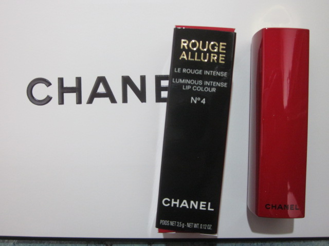 新品シャネル ルージュアリュールN°4 クリスマス限定 完売 CHANEL