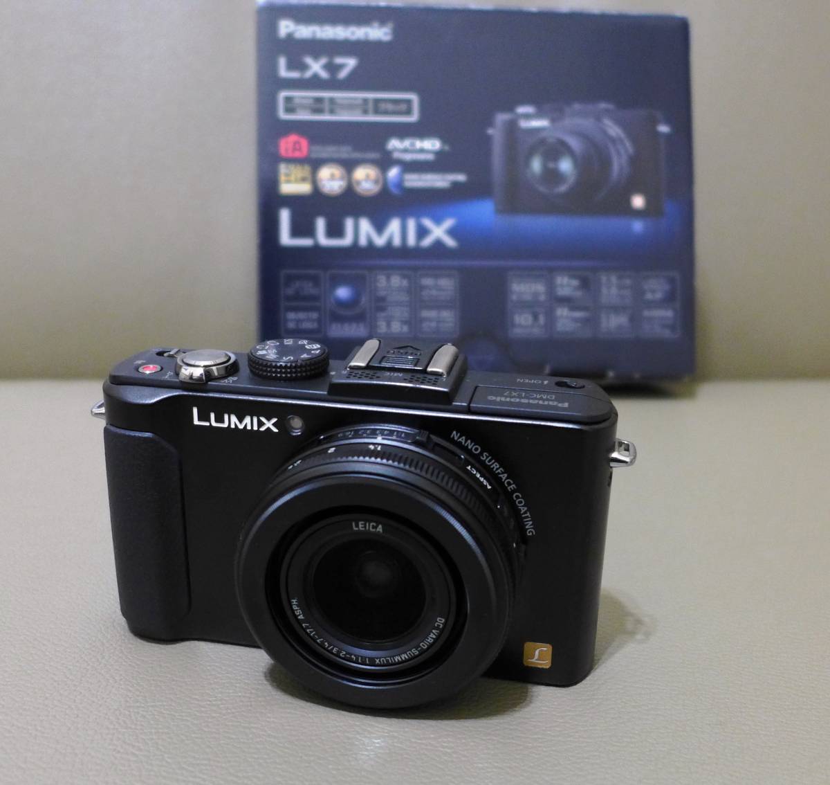 Panasonic DMC-LX7 Lumix Digital Camera Review LUMIX - | LX7 with 