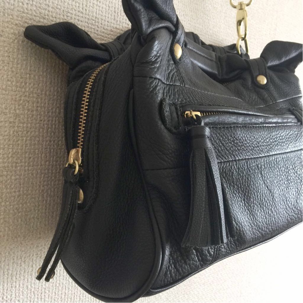 限定セール，定番 ancheri アンシェリ レザー ショルダーバッグ 黒 2way レザータッセル とても柔らかい本革 収納ポケット リボン ハンドバッグ(牛革)｜売買されたオークション情報、yahooの商品情報をアーカイブ 牛革